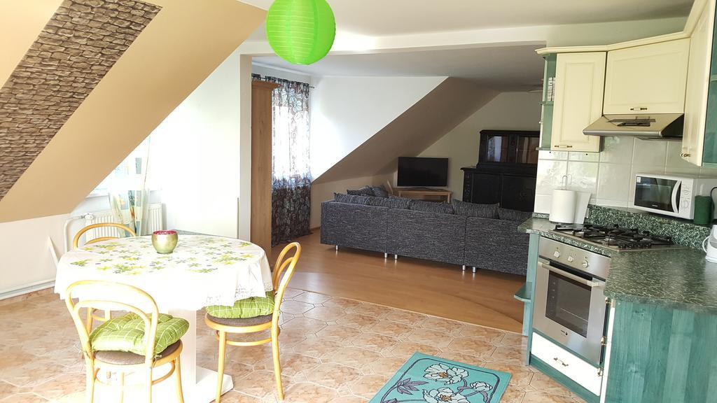 Restaurace U Marty Otel Dubí Dış mekan fotoğraf